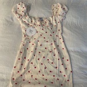 Size 6 Princess Polly Toni Mini Dress in Cream